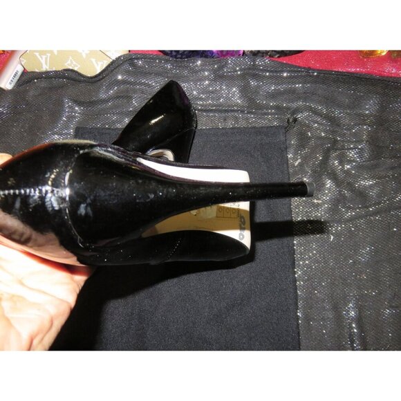 Dolce Vita Bunny Black Patent Leather Platform Heels Embellished Gold Bows 8.5 - Picture 7 of 12